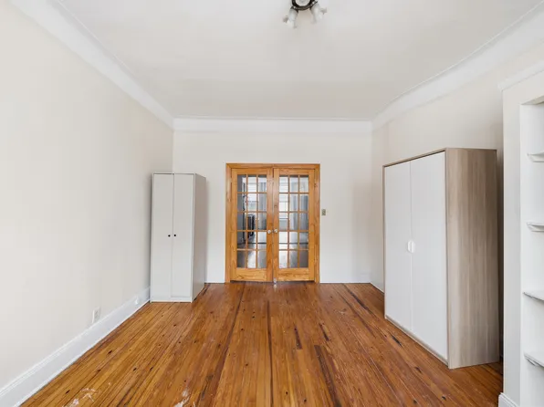 584 Sixth Avenue image 8 of 12