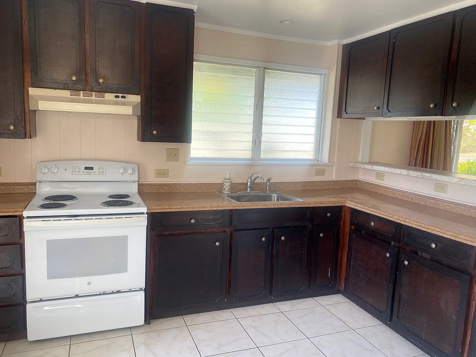 3 bed, 1700 sqft, $4,700 — Photo 4