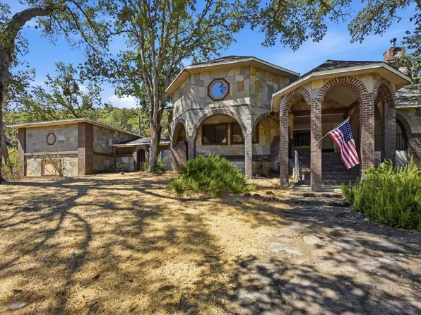 3725 Spring Valley Road, Clearlake Oaks, CA 95423