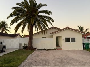 13575 SW 38th Ln #3, Miami, FL 33175