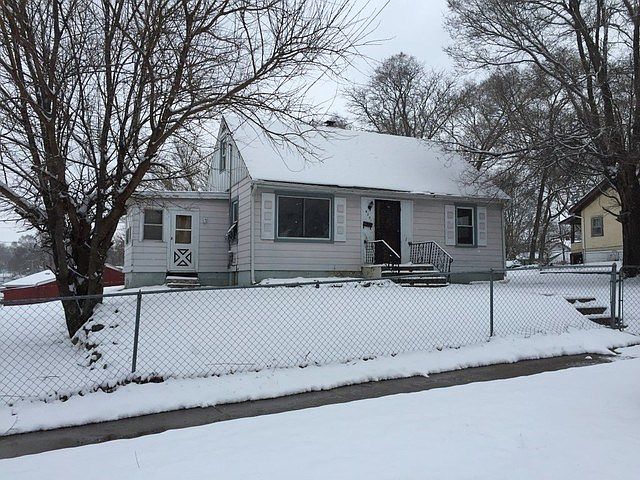 1st image of 425 S Johnston Ave