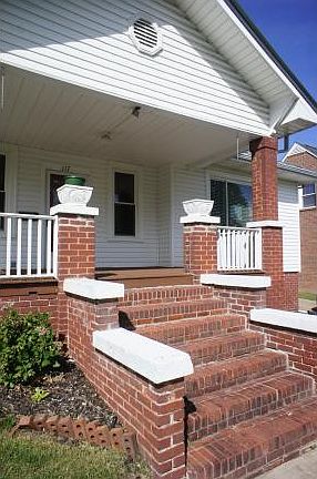 2nd image of 117 E Sevier Ave