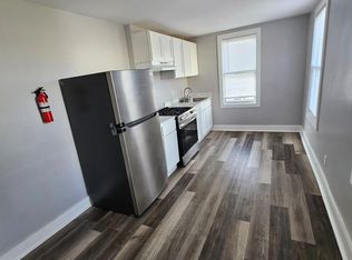 527 2nd St FLOOR 2, Trenton, NJ 08611