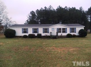 77 Daisy Ln, Henderson, NC 27537