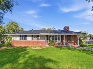 4930 E Oakwood Dr, Pleasant Hill, IA 50327