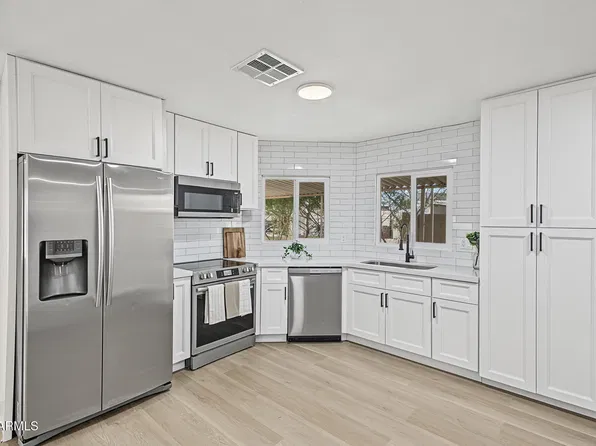 306 E VILLA THERESA Drive, Phoenix, AZ 85022