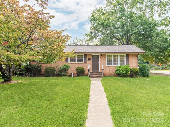 1200 Echo Glen Rd, Charlotte, NC 28213