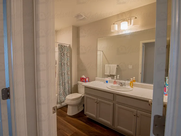 10294 E 59th Ave — Photo 36