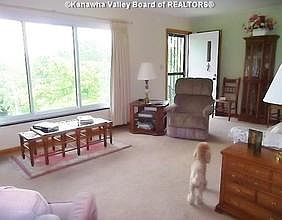 4th image of 1411 Gilbert Dr