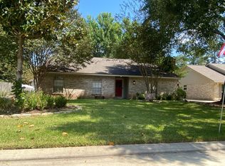 29116 Driftwood Ln, Spring, TX 77381