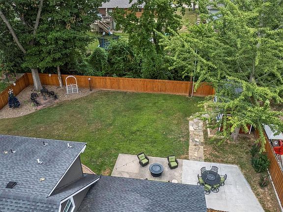 4th image of 1713 Brookwood Dr