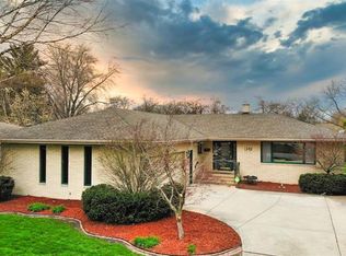 1343 Magnolia Ln, Munster, IN 46321