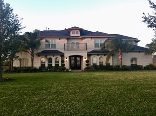 3925 Pebble Brook Dr, League City, TX 77573