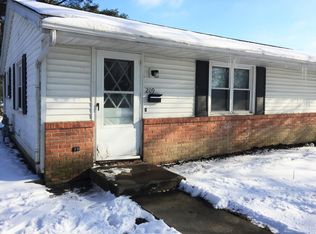 209 Central Ave, Findlay, OH 45840