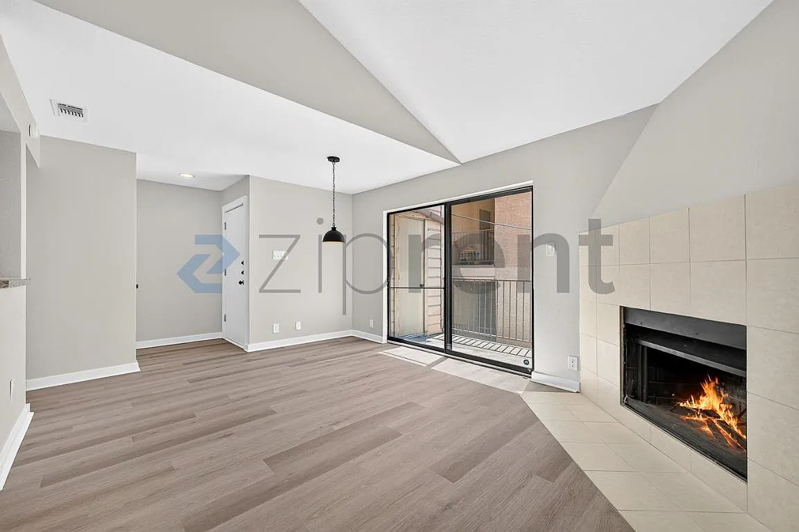 1 bed, 768 sqft, $1,500 — Photo 2