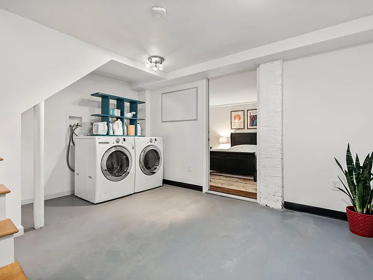 19 Copley St #1 — Photo 8