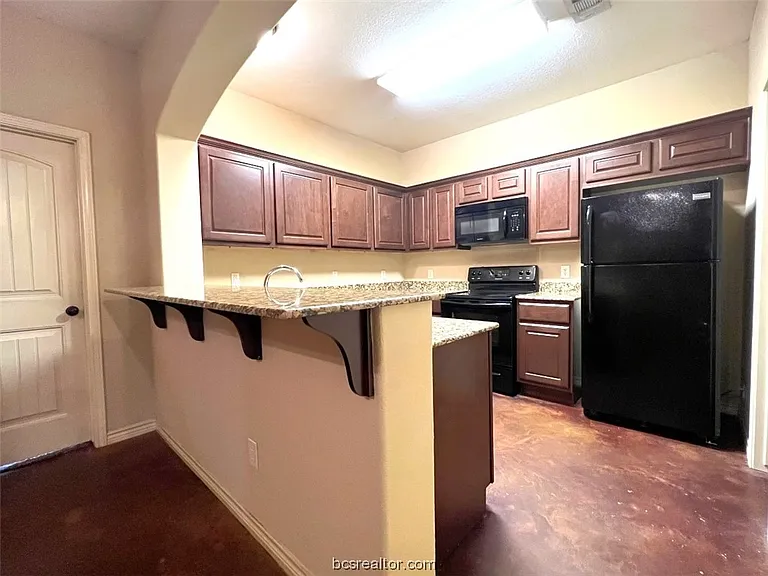 3339 General Pkwy — Photo 6