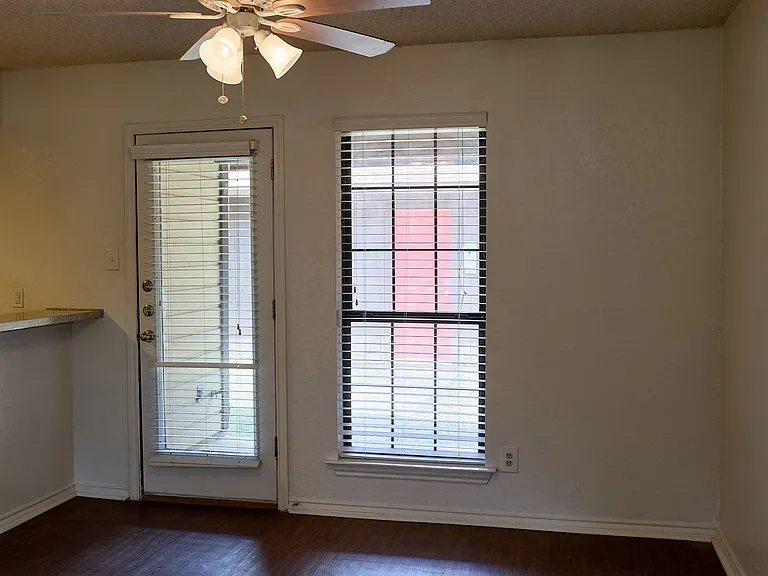 900 Kilkenny Ct #D — Photo 7
