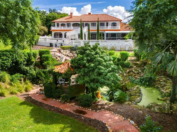 11148 Lane Park Rd, Tavares, FL 32778