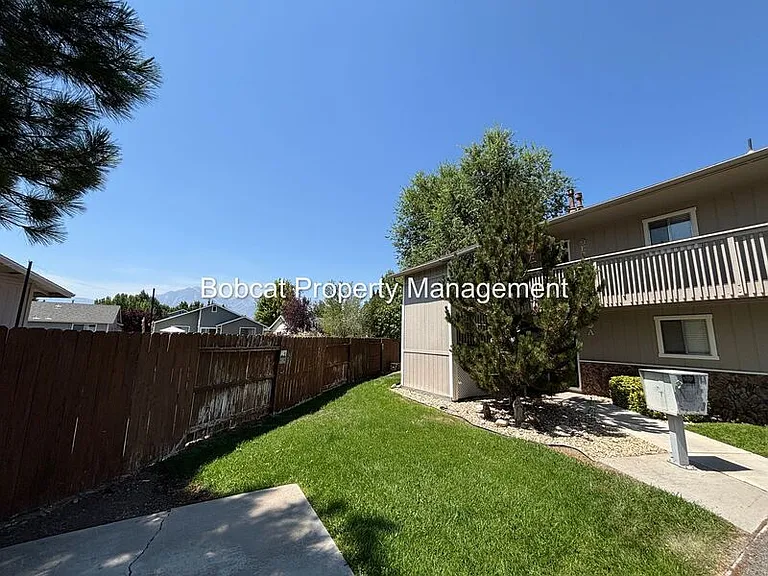 1516 South Ct #E — Photo 30