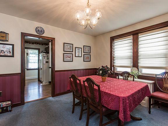 5th image of 4009 Taylor Ave