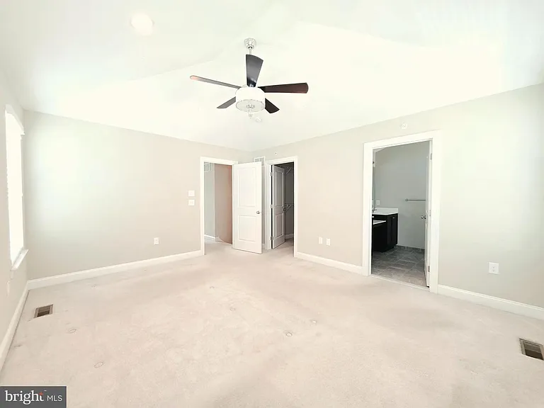 301 W Hamlin Ave — Photo 12