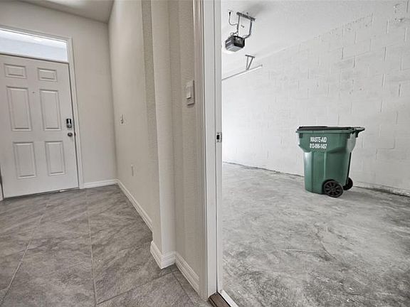 5th image of 33079 Frosted Clover Way