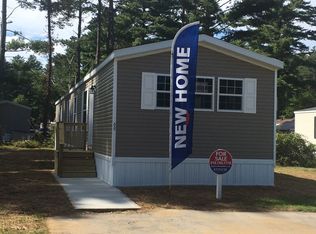 69 Briwood Cir, Queensbury, NY 12804