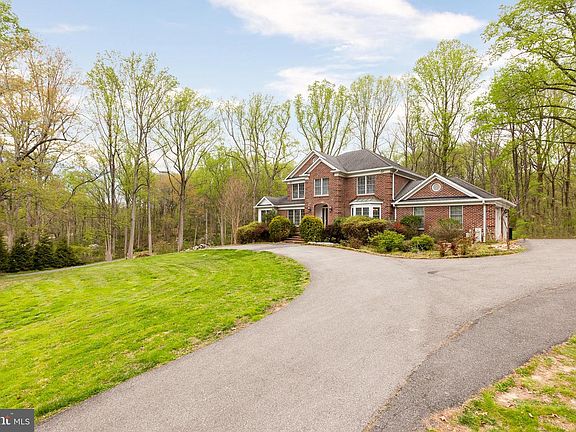 2nd image of 13576 Highland Rd