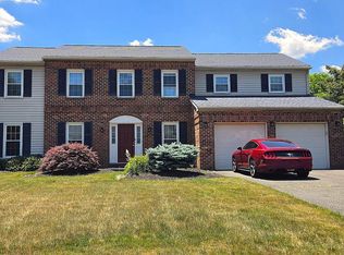 406 Bow Ln, Gilbertsville, PA 19525
