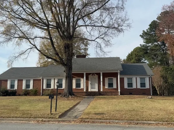 1406 Coventry Rd, High Point, NC 27262