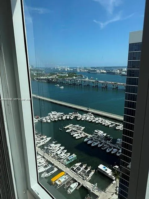 The Grand — Photo 3