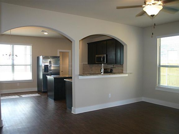 4th image of 3906 Ashton Dr