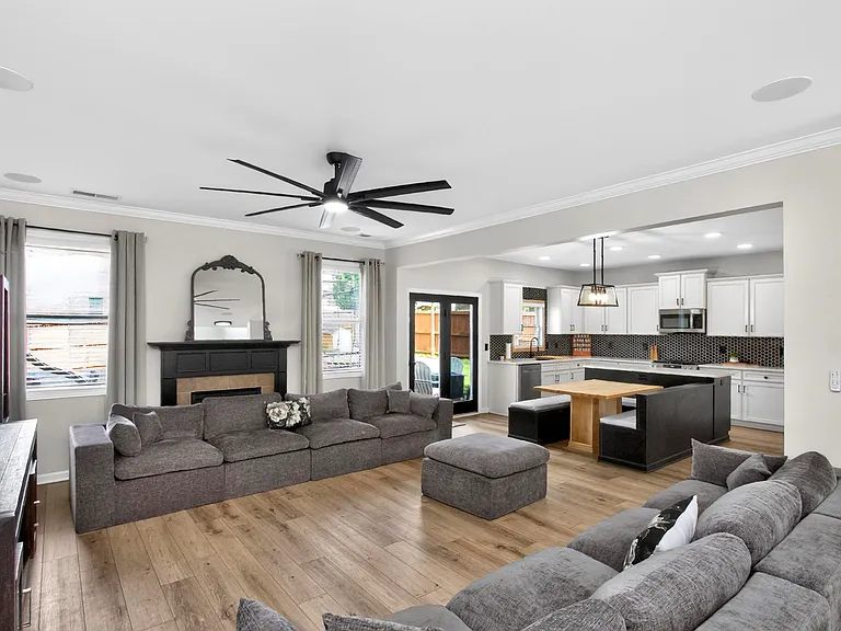 4000 Corey Ct — Photo 10
