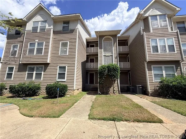 6768 Willowbrook Dr APT 5, Fayetteville, NC 28314
