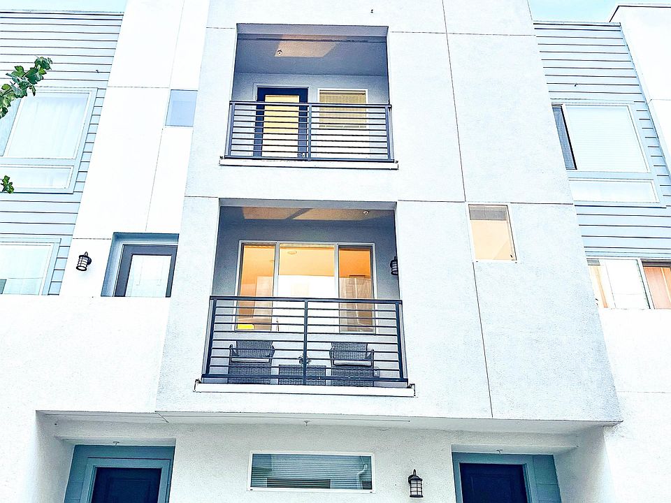 1st image of 600 Apricot Way