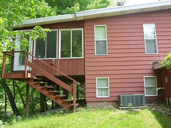 3rd image of 15135 White Creek Ave NE
