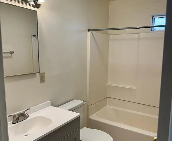 839 E Waverly St #1 — Photo 15