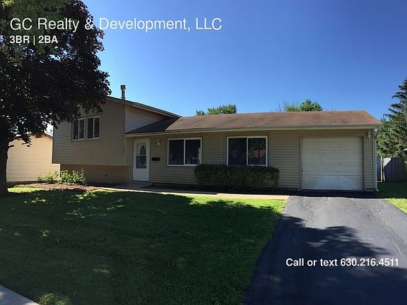 2nd image of 1521 Crawford Ln