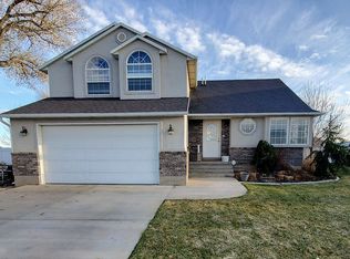 1115 W Park Ridge Dr, Roosevelt, UT 84066