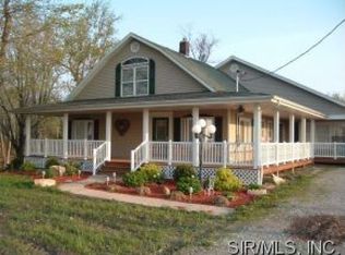 11612 Rust Rd, Bunker Hill, IL 62014