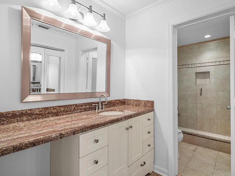 206 Congressional Way #206 — Photo 22
