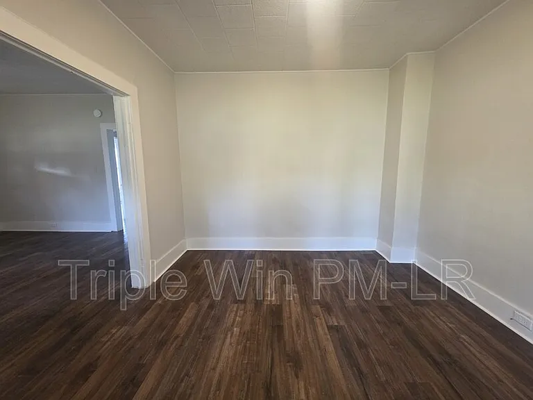 609 N Morrill St — Photo 11