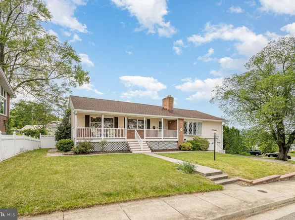 219 Coronet Dr, Linthicum, MD 21090