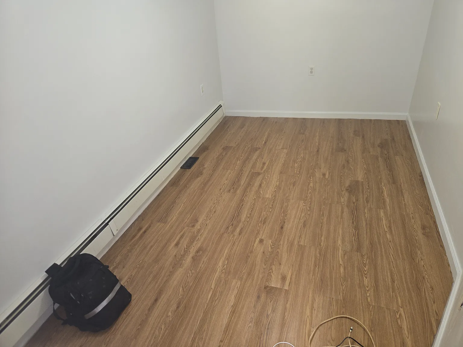 2 bed, 2420 sqft, $900 — Photo 3