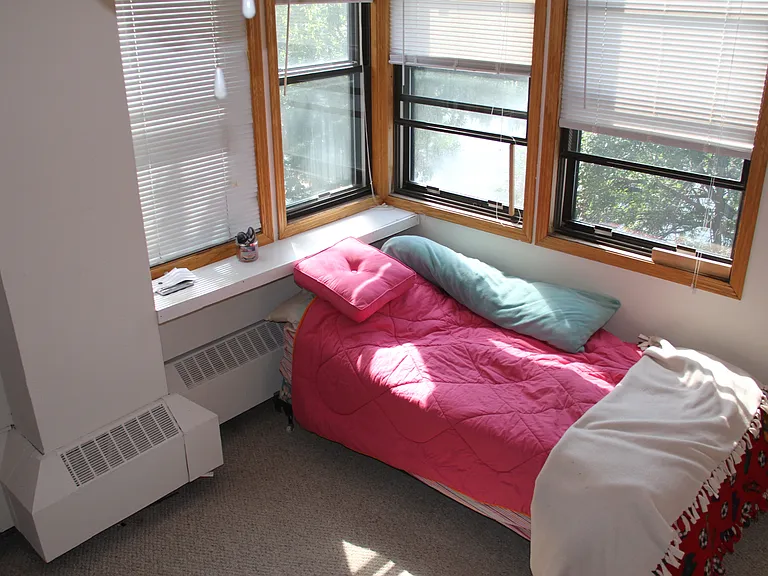 Mendota Lakeshore Apartments LLC — Photo 22