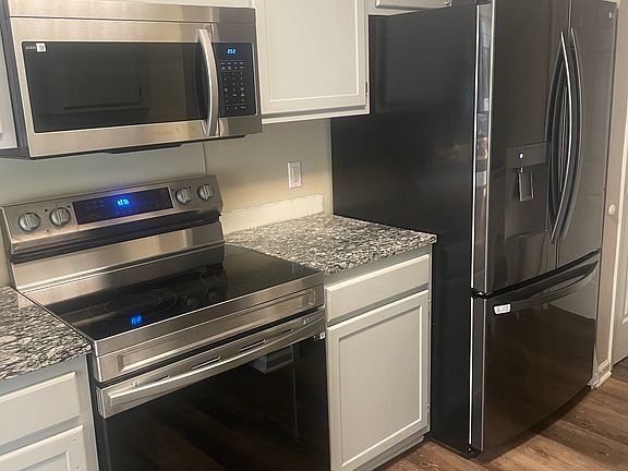 4th image of 257 Sugar Mill Dr