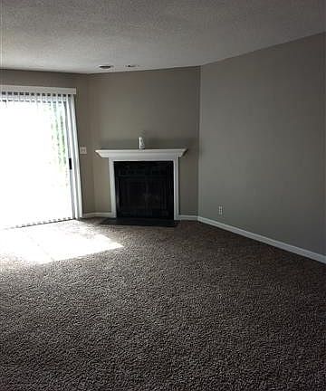 3rd image of 116 Greenland Ct
