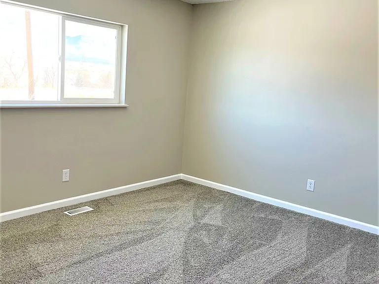 6655 Provincial Dr — Photo 6