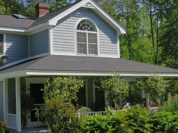 11 Baker Road, Winterport, ME 04496